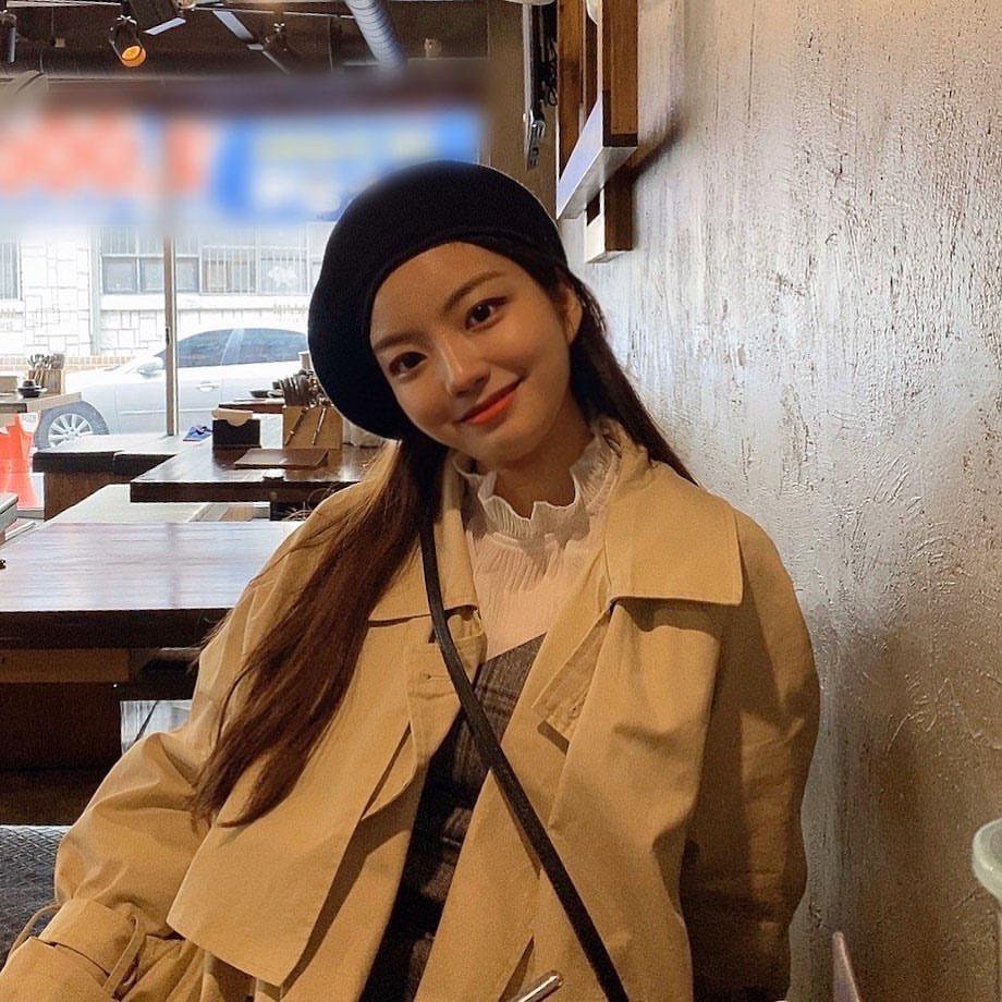KpopGirlzBands1's tweet photo. Segunda trainee de #DKEntertainment (compañía de #ADaily) #Sumi 

Están planeando debutar a un nuevo grupo de chicas este año.

https://t.co/0iXDRktRi7 https://t.co/MJXZmqb1pS