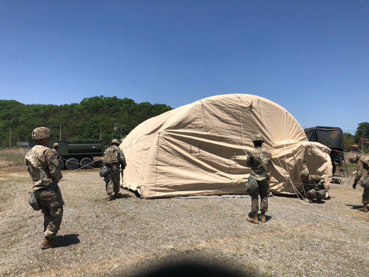 PaulLashley7's tweet photo. CBPS, what an amazing piece of kit. Now my medics are lethal....wait is lethal the right word?
#DeepAttack #NoStepBackward 
@75thFA_BDE #STN https://t.co/hycWMdR8OU