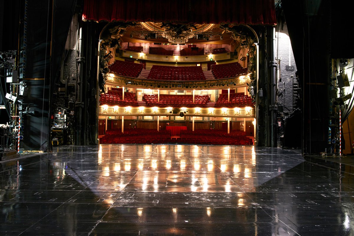 PhantomOpera's tweet photo. Her Majestyโs Theatre has been home to #PhantomLondon since 1986. The current building, erected by Sir Herbert Beerbohm Tree opened in 1897. https://t.co/hsjKaIBe7g