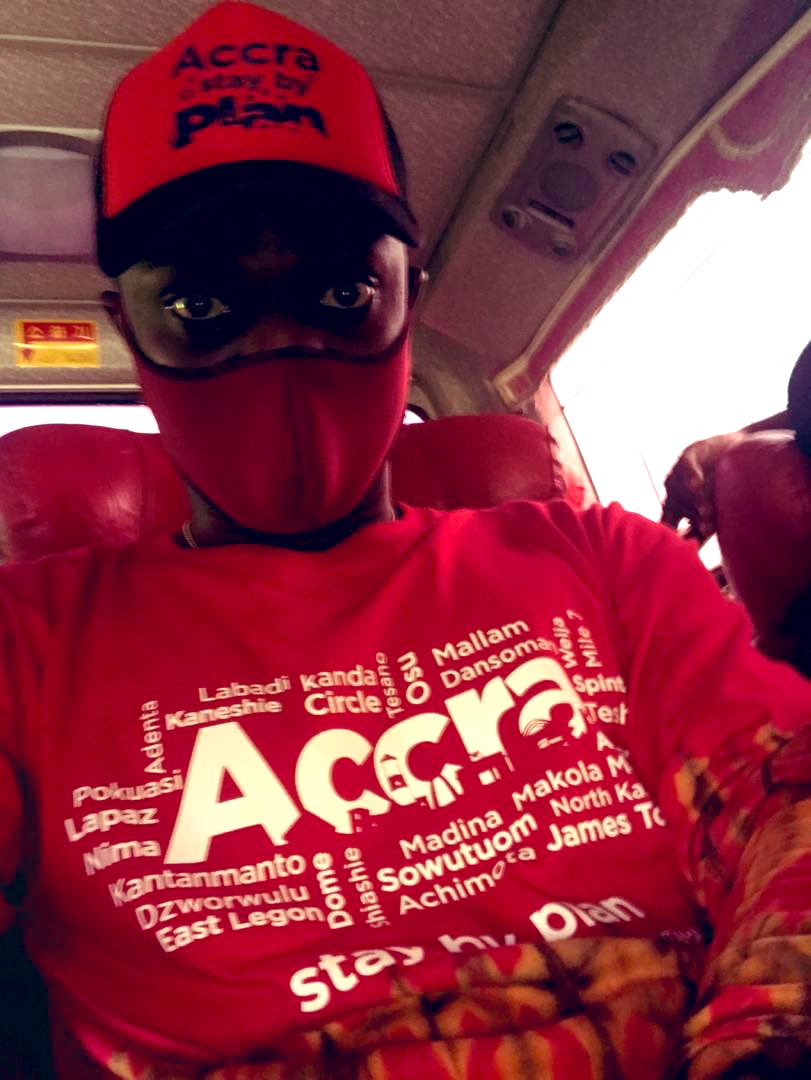 utamaafrica's tweet photo. A client rocking the UTAMA #AccraStayByPlan #hoodcraze T-shirt and our #AccraStayByPlan #originals cap 🧢!
#peoplerockingutama #stylepride https://t.co/vGCOqU6WnM