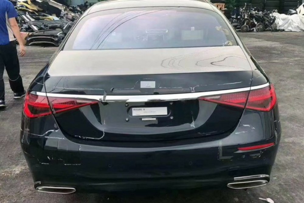 JuraGonzalez's tweet photo. Новое поколение флагманского #Mercedes-#Benz S-Class (W223)
Немного #Kia #Quoris 😎
Немного #Hyundai #Elantra 🧐
Слегка #Tesla 😈
😁 😁 😁 https://t.co/9PI2JcwDD3