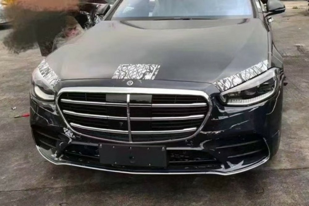 JuraGonzalez's tweet photo. Новое поколение флагманского #Mercedes-#Benz S-Class (W223)
Немного #Kia #Quoris 😎
Немного #Hyundai #Elantra 🧐
Слегка #Tesla 😈
😁 😁 😁 https://t.co/9PI2JcwDD3