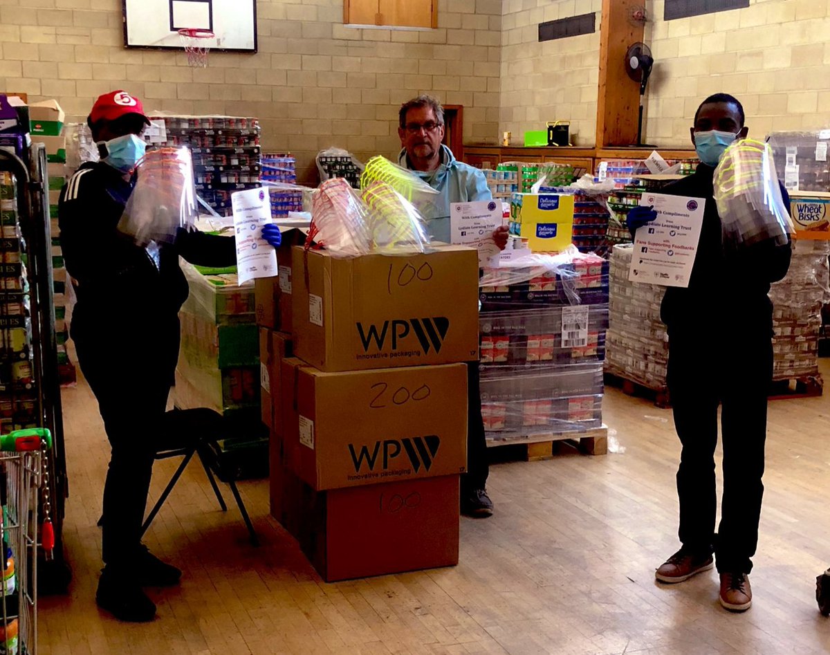 1,000 PPE visors made by @LltPpe on Merseyside with <a href="/SFoodbanks/">FANS SUPPORTING FOODBANKS #RightToFood</a> delivered yesterday to <a href="/newhamfoodbank1/">newham foodbank</a> in Beckton for distribution to East London hospitals and front line key workers. Thanks to all concerned 👏⚒ @westham