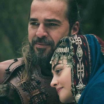 Mdahrar111's tweet photo. My favourite siryal #Ertagul gazi  https://t.co/AYBGAwnuWC please Follow me guys https://t.co/B6MHZt0Wel