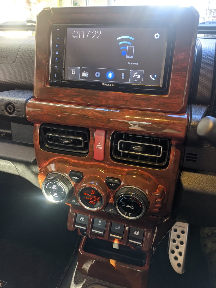 かめすきー ジャダーマン A Twitter ジムニーのインパネ 木目調に塗装しましたー
