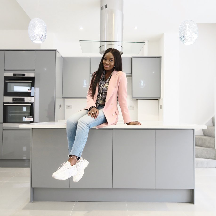 Championing the use of technology in the home buying process, leading housing association Catalyst are hosting a first time buyer webinar on Thursday 14th May at 12:00pm, chaired by premier property Influencer and YouTuber, Jade Vanriel. ow.ly/SfQL30qFAdf