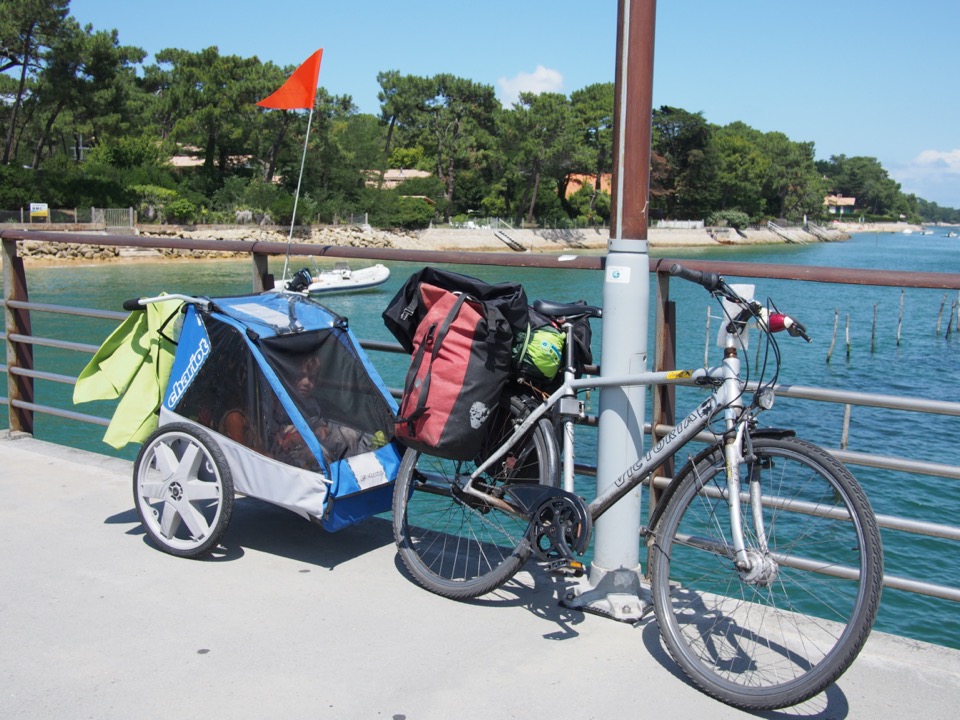 Voyager à vélo avec un bébé?
Christine partage sur son blog @mamanvoyage des idées d'itinéraires et conseils pour le matériel 💡
--> mamanvoyage.com/2013/01/escapa… #Cyclotourisme