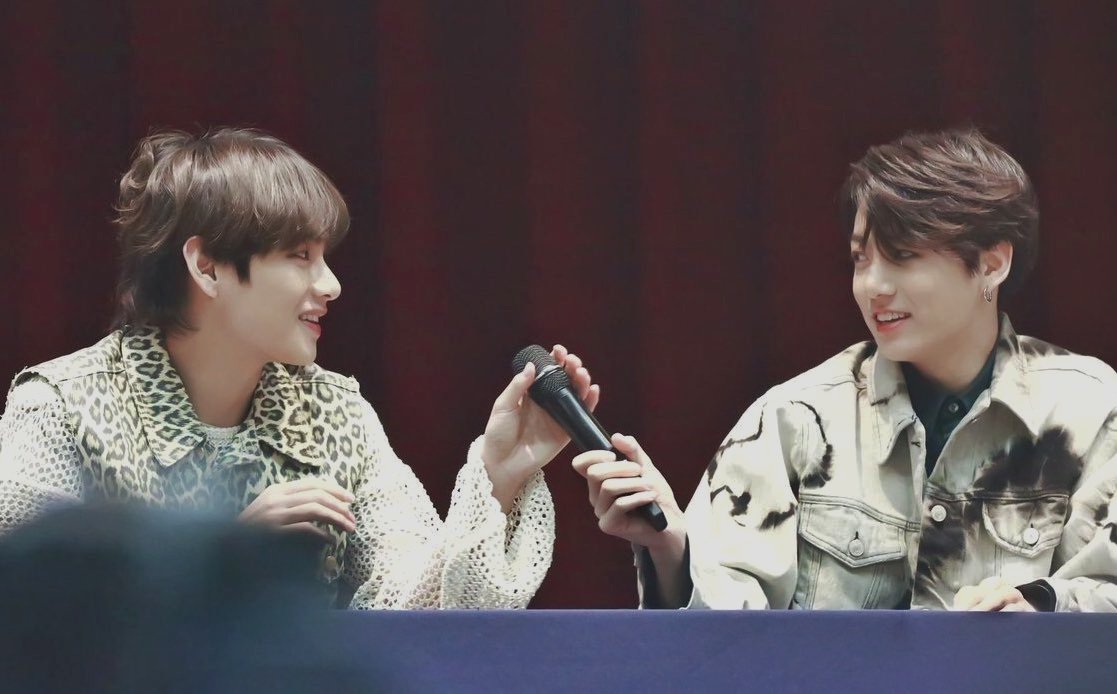 "your eyes tell"taehyung in jungkook& #39;s eyes: a thread