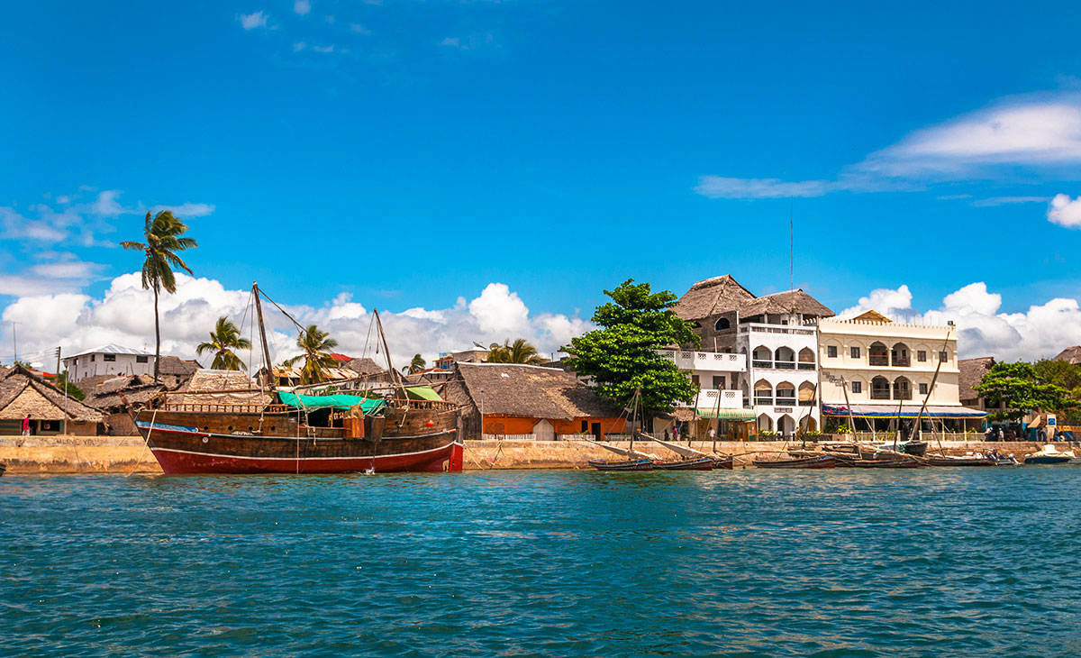 metumilibrary's tweet photo. Lamu Island and all her infinite glory ❤️ https://t.co/Rl8Rr9SsJl