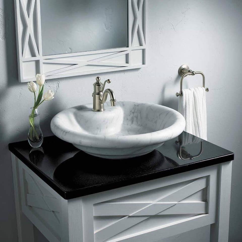 PiccoConstruct1's tweet photo. It’s not about a lot of money . We can do so much more with your budget. Our work speaks for itself .Even Da Vinci said “simplicity is the ultimate sophistication.”Call us today for a quote . #construction #plumping  #architecture #ceilingfitting #kitchenfitting #landscapping https://t.co/ZVH2SsHCXq