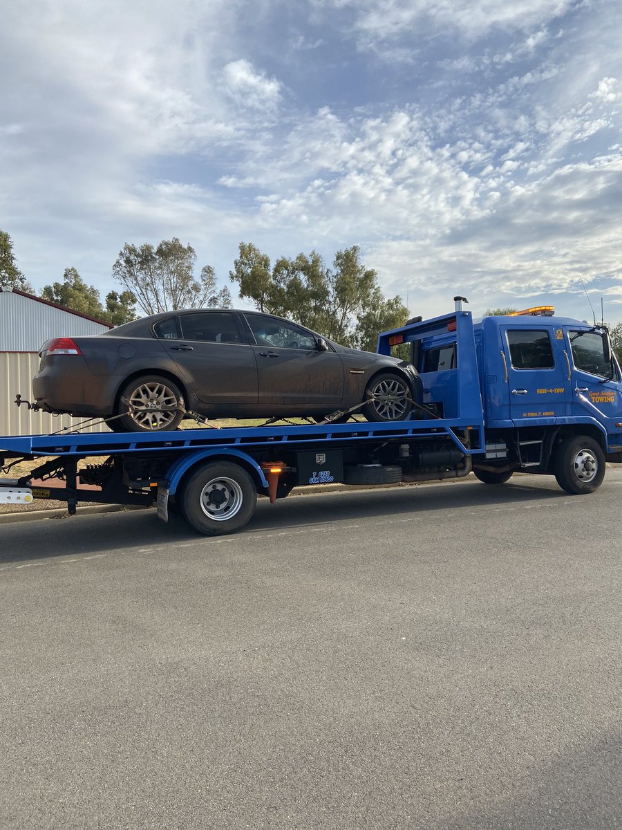 KulinPol's tweet photo. A 22 year old Kulin man was today charged with doing a burnout outside Kulin Police Station on Mother’s Day. Date with Magistrate and vehicle impounded for 28 days. #fb https://t.co/PqNWl4ErtT