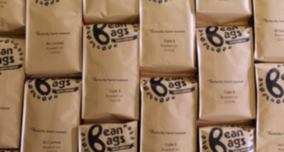 BeanBagsCoffee's tweet photo. Now available for you to brew at home, a selection of our most popular beans in 1kg bags. Take a look at https://t.co/2CyQRhMySc https://t.co/V4pklSaWEL