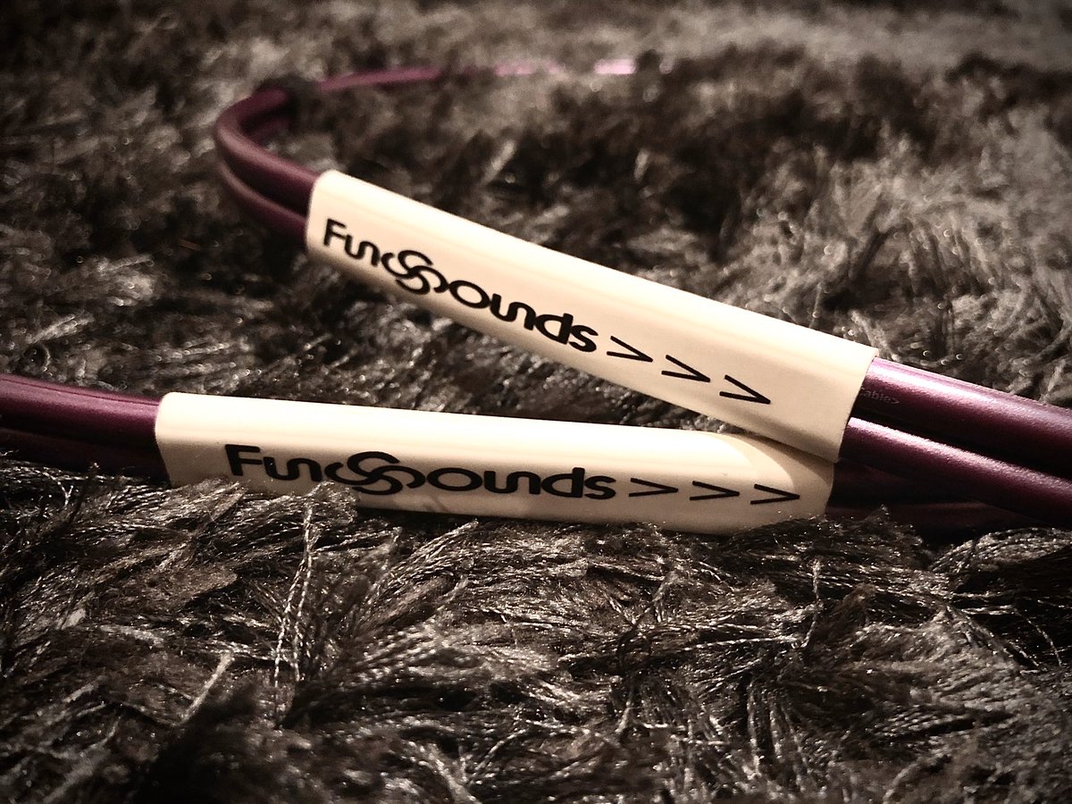 ippinkan_mi's tweet photo. ギタリスト&アレンジャーとして活躍される辺見さとし @Pockn さんから、FunSoundsProのスピーカーケーブルの使用レビューをいただきました!
是非ご覧ください✨
https://t.co/QuDa0QZ6QO
#funsounds #speakercable https://t.co/vhBXADDwlP
