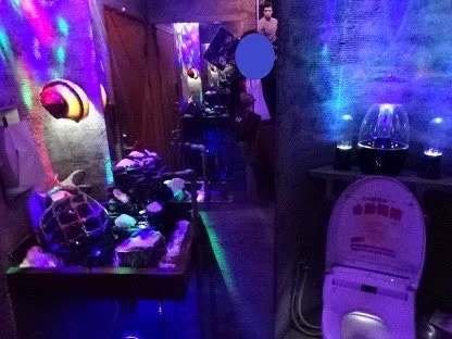 @nina_xq 五福神のトイレ思い出した 