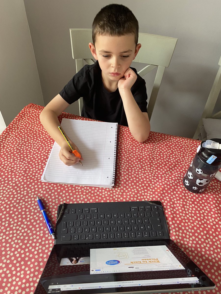 emmy_flynn's tweet photo. National Numeracy Day, playing back to back Picasso with mummy @cheamparkfarm @LEO_maths https://t.co/WVOA2hDLhT