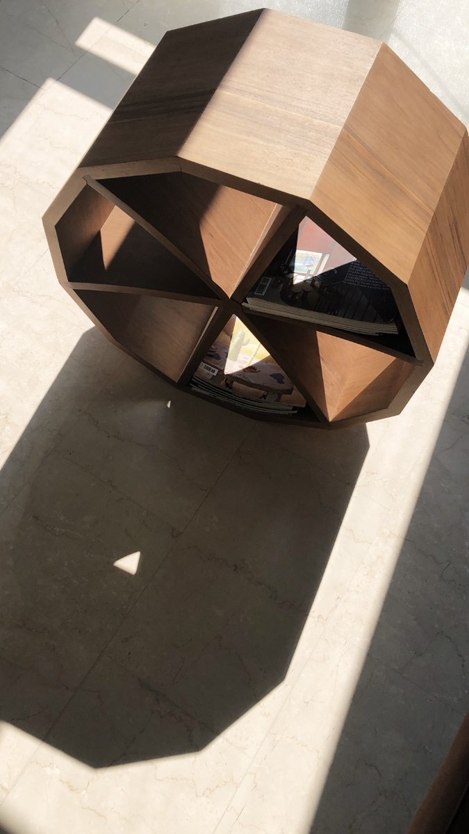 DOrefice_Studio's tweet photo. In the pic small walnut bookshelf - Mulino, Man de Milan collection
.
#mulino #bookshelf #milano #project #design #woodwork #solidwood #walnut #mandemilan #handsofmilan #interiordesign #interiorispiration #domenicoorefice https://t.co/zn6OBCYnls