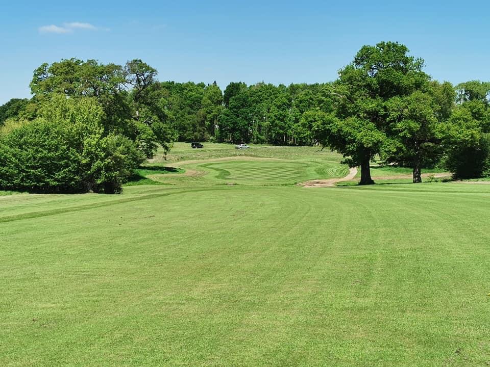 The wait is over! Following the latest government announcement we are opening the golf course from Wed 13th May. It will be members only to start with. If you are interested in joining please message us for more details. ENJOY!! #stayalert #controlthevirus #savelives