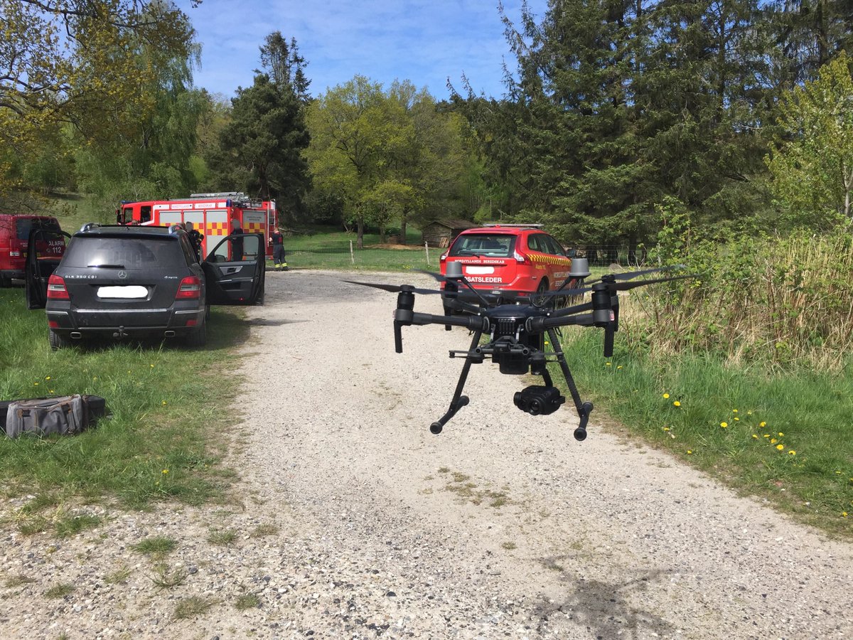 robottoco's tweet photo. This is the last chance of showing your support for us, at the Innovation Awards 2020 in Denmark!

Vote here:
https://t.co/6Rwges80vc

 #robottoco #entrepreneurship #startups #dronesforgood #climatetech #sdgsimpact #robotics  #innovationsprisen #innovationawards @VIAuniversity https://t.co/q0amu7TovW