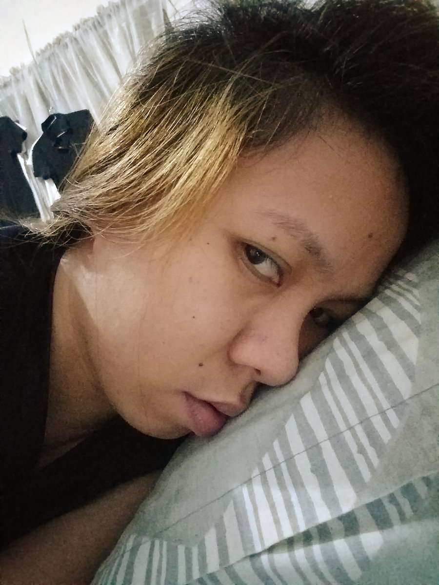ZelleJem's tweet photo. tired😣😴 https://t.co/H3WHKnAEGE