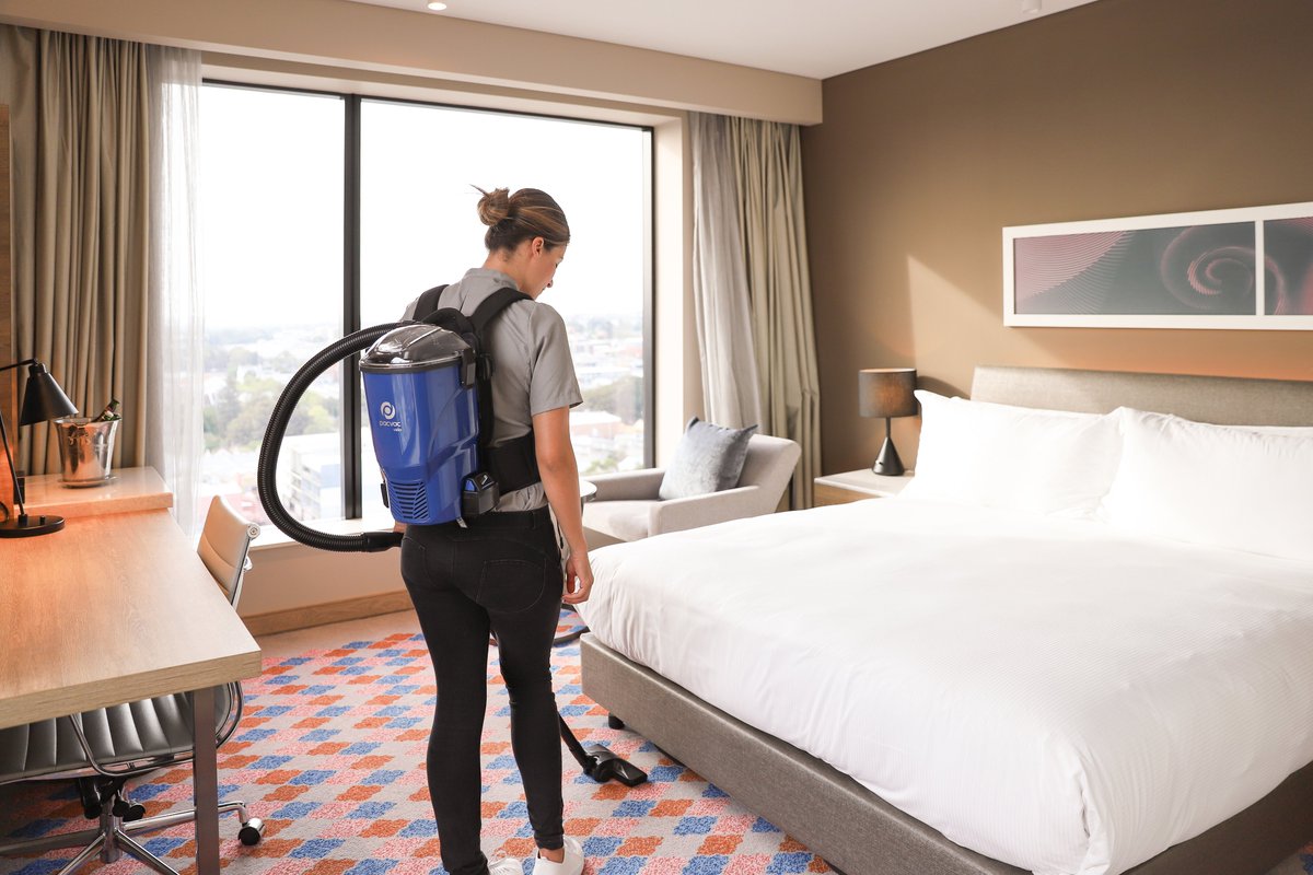 RS_Machines's tweet image. Hello Velo!

#velo is nearly here! The new compact @wearepacvac is a game changer in compact, backpack vacuuming. More information on the world-leaders of the of backpack #vacuuming is available here:

apexsupplies.co.uk/pacvac/

#cleaning