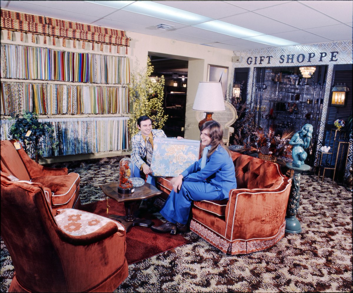 RenoCoMuseum's tweet photo. Another photo from the Hutchinson News collection!

This one features interior designers Wayne Wild and Sally Spencer posing with a living room set for an Adams-Parker advertisement. https://t.co/mZAwWCEEM6