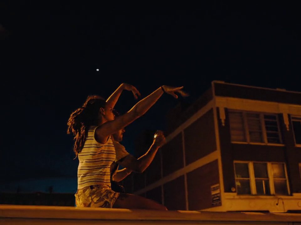 wondersoffilm's tweet photo. AMERICAN HONEY (2016)
dir. Andrea Arnold https://t.co/0lsX1jn2IN