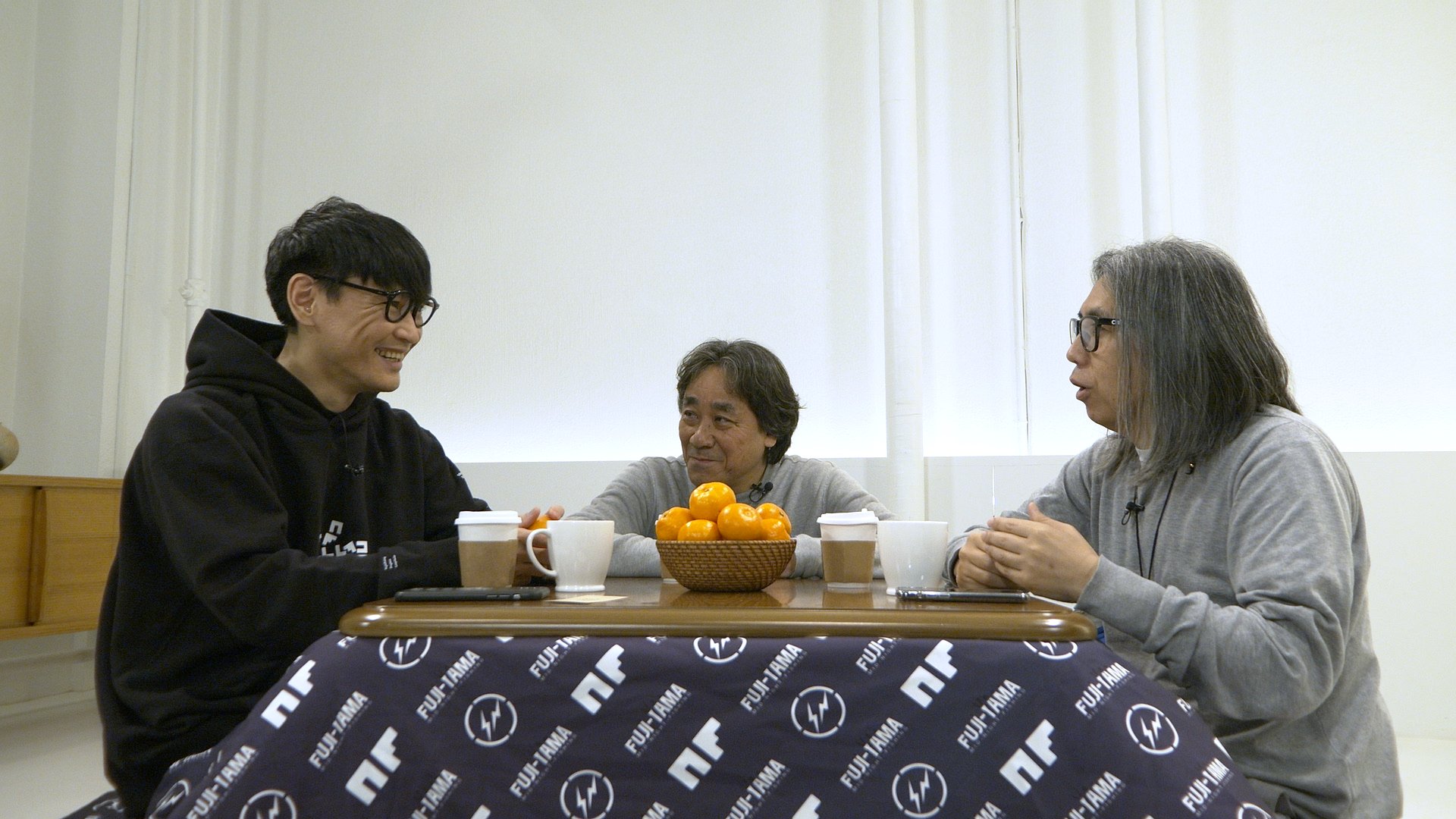 Twitter 上的 サカナクション 5月16日 土 25 00 Bsフジ Fuji Yama Mid Night Fishing 藤原ヒロシさんと山口一郎がお送りするこたつトーク番組 今回はスウェットブランドのループウィラー鈴木諭さんもお招きして 幅広いトークをお届けします 番組web