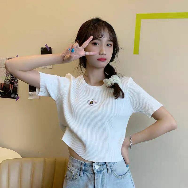 fouruclothes's tweet photo. ♡ เสื้อไหมพรมปักดอกไม้ 🌼🌿
/ เนื้อผ้านิ่ม ยืดได้เยอะ
🥨 ยาว16" อก46"
♡ 190-. ♡
#fouruclothes #เสื้อผ้าสไตล์เกาหลี #เสื้อผ้าแฟชั่นเกาหลี #เสื้อผ้าเกาหลี #เสื้อผ้าพร้อมส่ง #เสื้อผ้าแฟชั่น #พรีออเดอร์เกาหลี https://t.co/mBSQCJmL1f