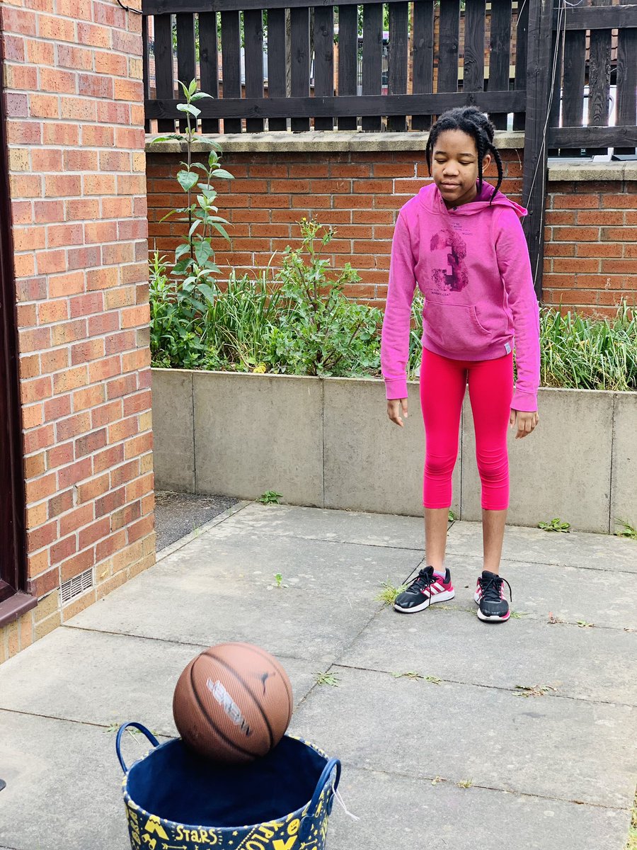 lele_patt's tweet photo. Arielle completed her Sports challenge @PointsLN. Scores submitted @MonteneySport https://t.co/3Gw95xgwgK