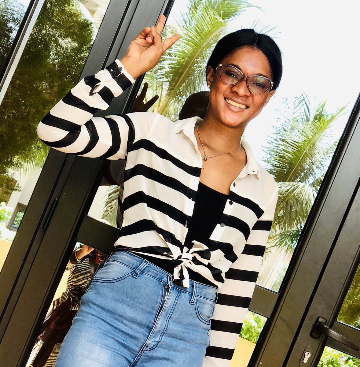 Je suis une féministe OUI, mais je ne suis pas contre les hommes car être contre les hommes c’est être contre mon père. Je suis contre les hommes violents, violeurs, discriminateurs, sexistes,qui se croient supérieurs aux femmes et nous décrivent comme des esclaves.