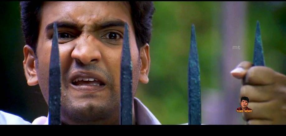 kavinsworld's tweet photo. Pochu vantha annike adivangi kuduka etho plan pannitaru pola enga Annan🤕🏃..
#kavinonly https://t.co/5EhsPy2MLW