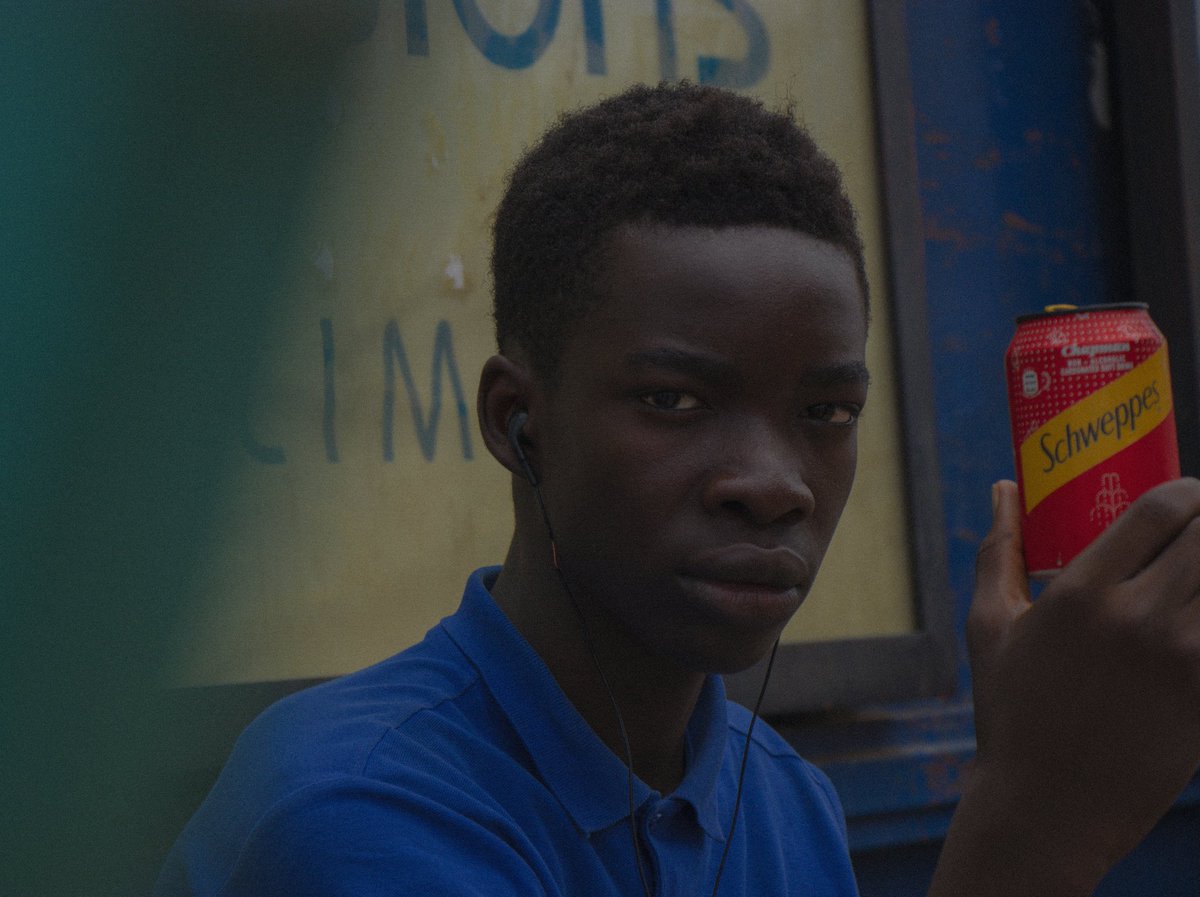 yusuffronald's tweet photo. Schwepp at the bus-stop ❤️💙
Retweet till @SchweppesNG sees this 💪🏾 https://t.co/meNrBCd7PX