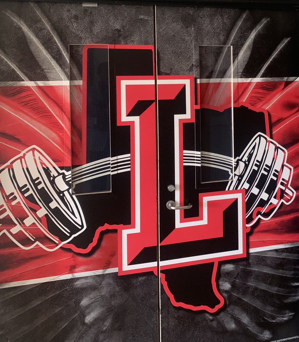 Coachfriar316's tweet photo. πππππ
So.. @RedhawksWrestle, @LHSRedhawkVball, @RedhawkBall...
Are yβall ready to get the Indoor War Room poppin again????
π― Loving the new paint job.
#family #everybodyeats https://t.co/1nfr0f55mJ
