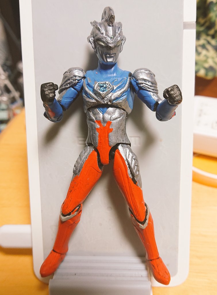 たかくん おおまかに青森 赤 シルバーを塗装 なんとなくそれっぽく見える かな ウルトラマンz ウルトラフィギュア改造同好会 超動ウルトラマン 掌動ウルトラマン T Co Vdxckgoadg Twitter たかくん おおまかに青森 赤 シルバーを塗装 なんとなくそれっぽく見える かな ウルトラマンz ウルトラフィギュア改造同好会 超動ウルトラマン 掌動ウルトラマン T Co Vdxckgoadg Twitter