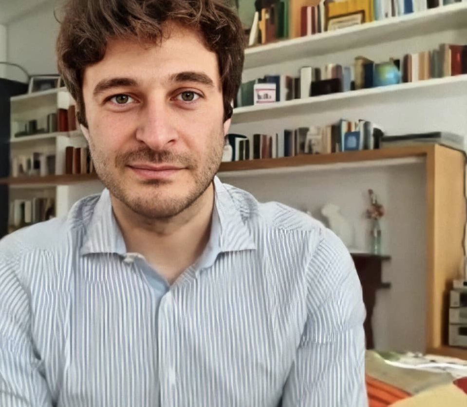 AlessandraBesa1's tweet photo. GQ Italia in diretta con #LinoGuanciale ⬇️⬇️⬇️
https://t.co/OP28VVNzZq https://t.co/4eWPql0w1f