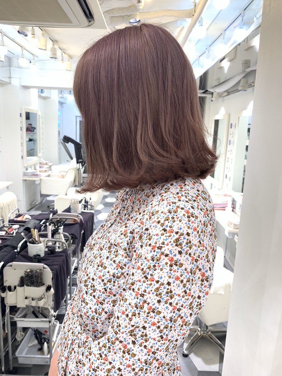 ayanennen312's tweet photo. パープルカラー🌸🌷🌸🌷
場所⏩Lapis池袋店
時間⏩11時〜21時
ご予約はDMまたは、店℡0369129066までよろしくお願いします💌
消毒や換気は十分させて頂いてますが、無理のない程度に🙏🏼
#美容室
#美容院
#Lapis
#ヘアカラー
#カラー
#ブリーチカラー
#エクステ 
#シールエクステ
#トリートメント https://t.co/afDnthIXT4