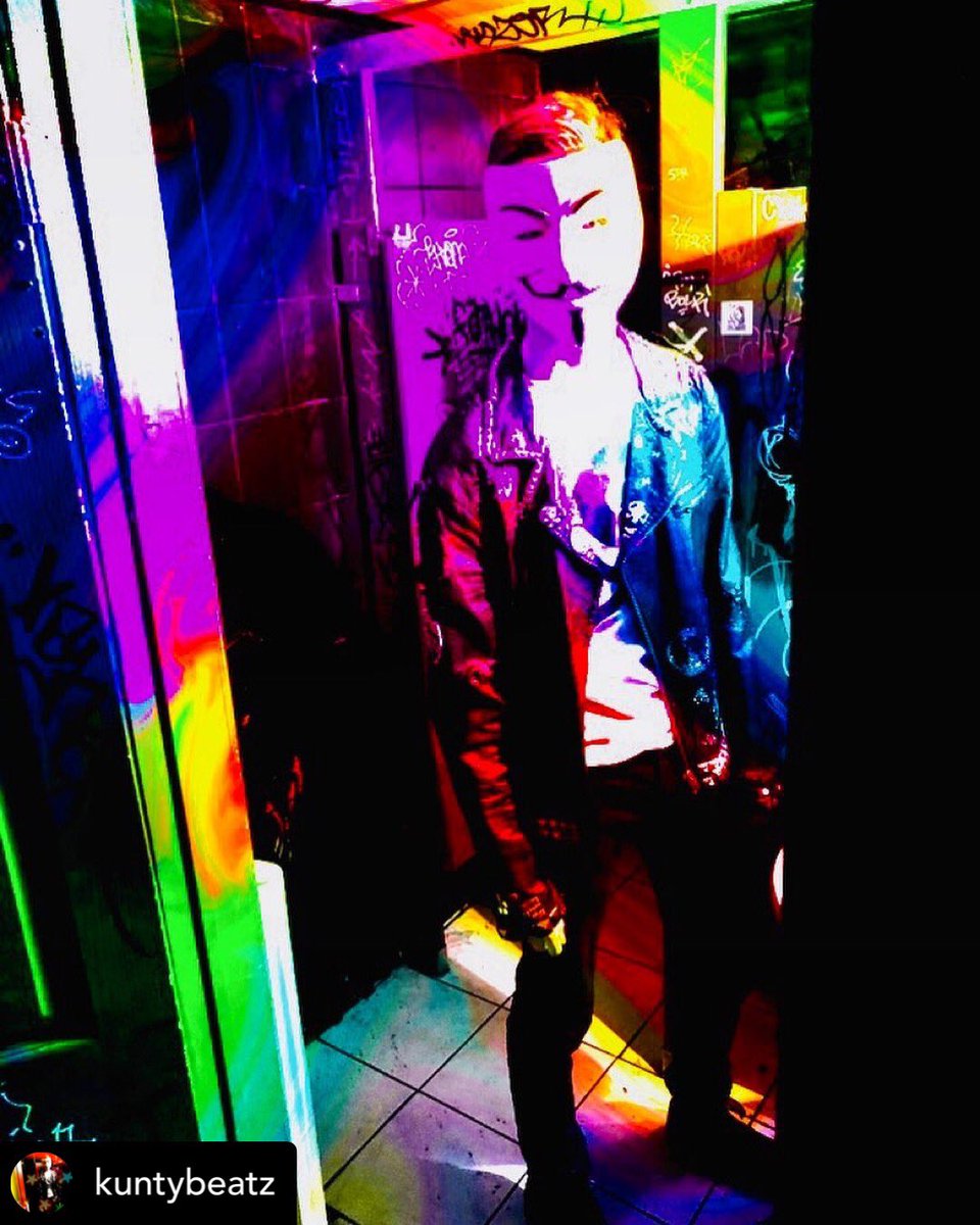 CuntyBeats tweet picture
