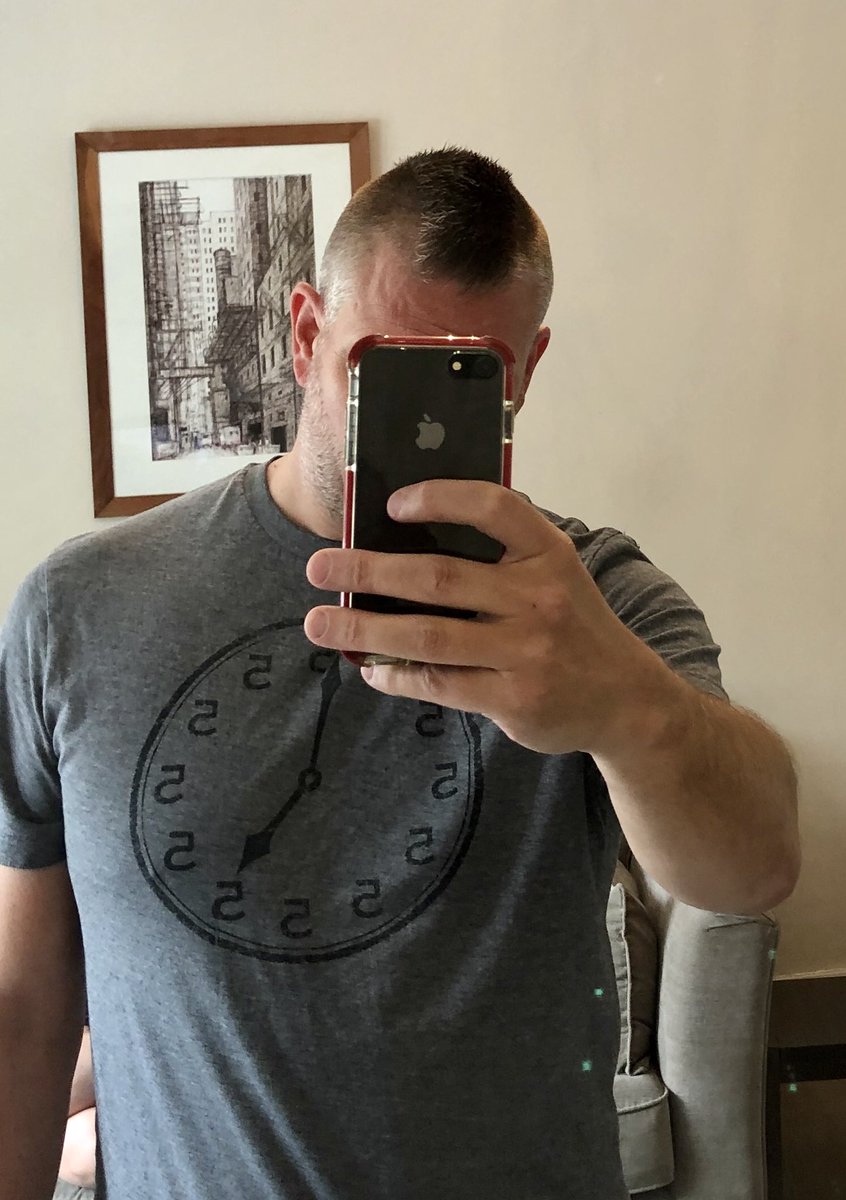 jkdundas's tweet photo. Me: Abby, fancy cutting my hair for me after lunch?
Abby: Sure dad, how do you want it?
Me: Don’t care as long as its not a full on skinhead...

A pseudo @JoeMarler it is then 😂 https://t.co/X3PhujJQSk
