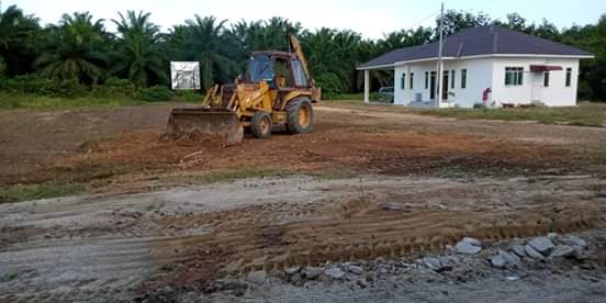malaysianft1's tweet photo. Ayuh semua. Bersempena fasa 10 Malam Terakhir, saya jemput anda untuk menyumbang #sehariRm1 kepada Pusat Pengajian &amp; Tarbiyah Darul Hikmah yang sedang dibina di Kuala Nerang Kedah. Disitu merupakan tempat pengajian saya sekitar awal tahun yang lalu. Ianya bakal dijadikan sebagai https://t.co/BAnohCjbEP