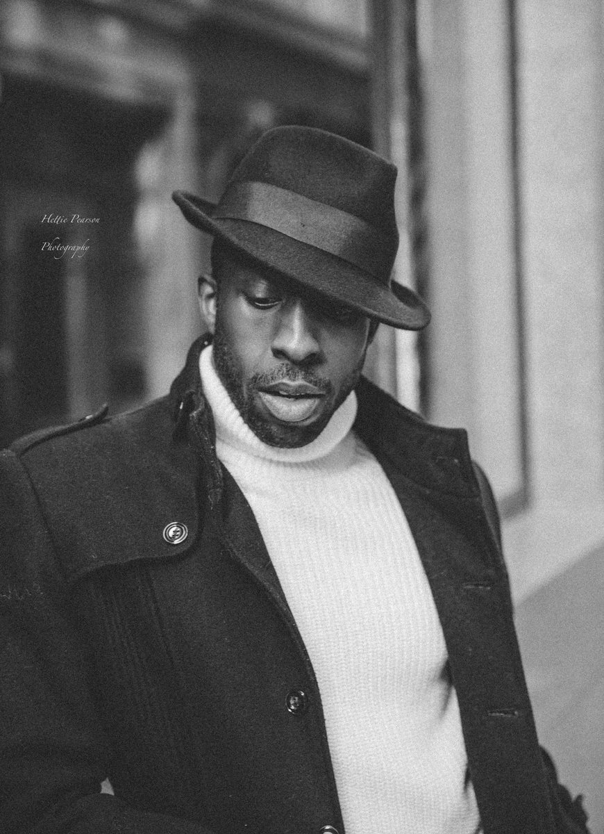 Gotta love a trilby! 
<a href="/RenakoMcDonald/">Renako McDonald</a> 
.
.
#throwback 
#photography #photoshoot #hettiepearsonphotography #actor #dancer #canon #canonphotography #editorial