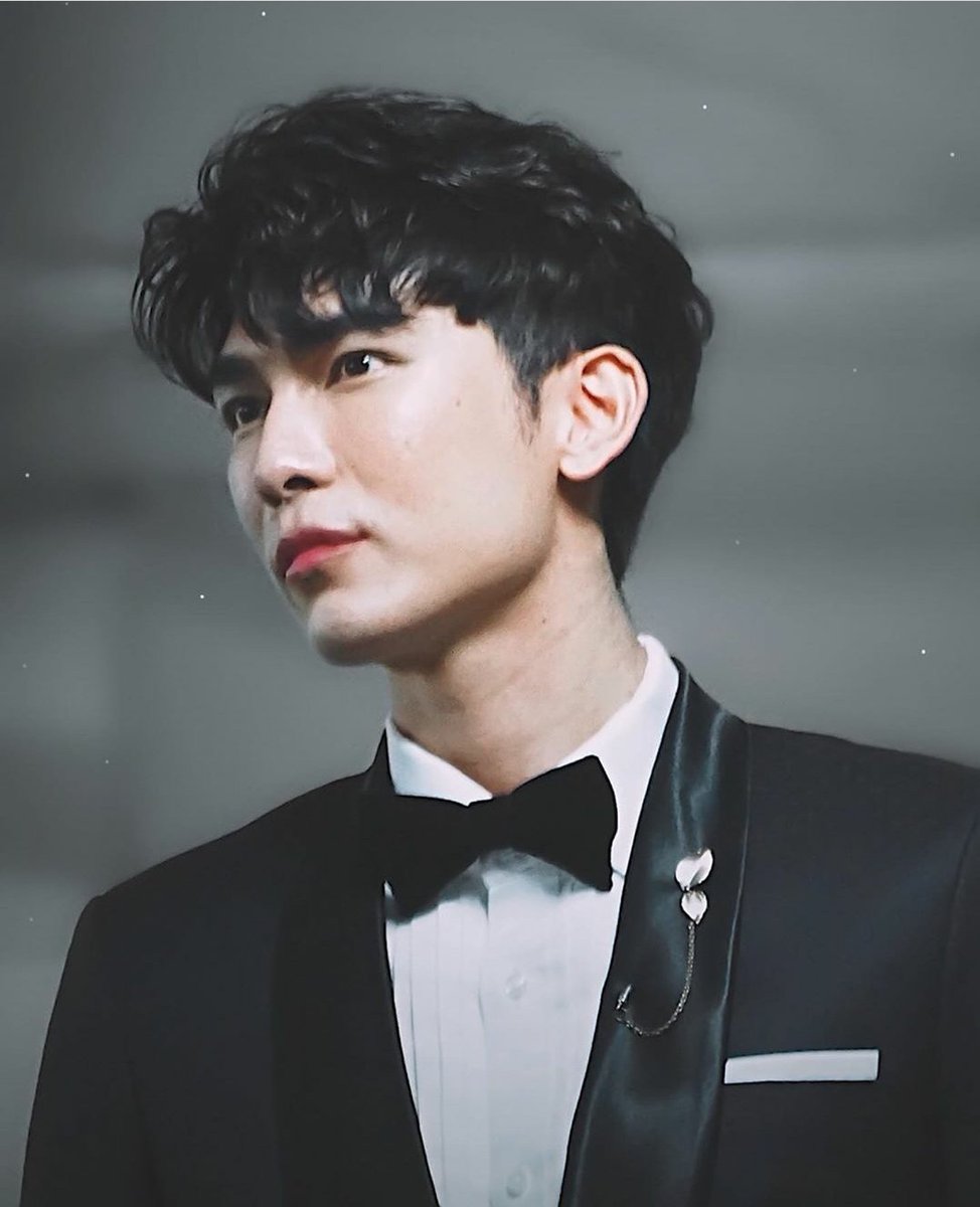 The visual that my favorites hold. Come talk to me again when your boy reach their level   #MewSuppasit  #winmetawin  #mewwin
