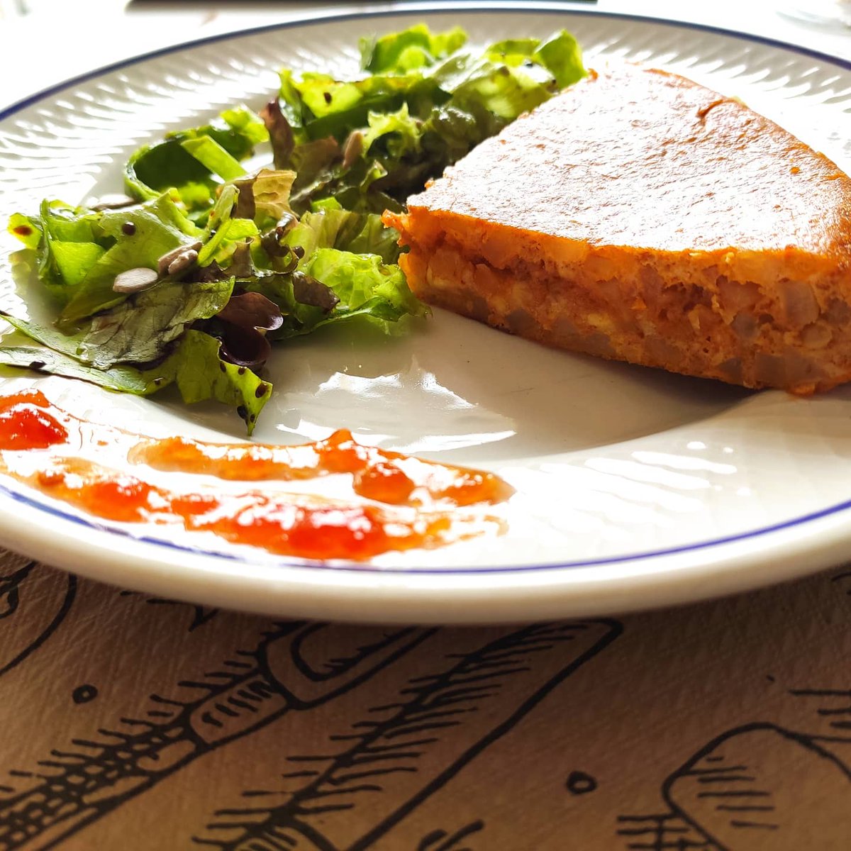 CulpablesG's tweet photo. Os dejamos el enlace de nuestra #receta de tortilla de sobrasada, una maravilla de @LesTruites

#Riquisima #follow

Vosotros también caeréis en la #gula.

https://t.co/6OkN7nII9i https://t.co/zxHxnucKu3