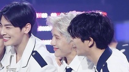 astrodazzles's tweet photo. CONGRATULATIONS @offclASTRO !!🏆
#ASTRO_Knock1stWin #ASTRO2ndWin https://t.co/XvkkQ2M9UQ