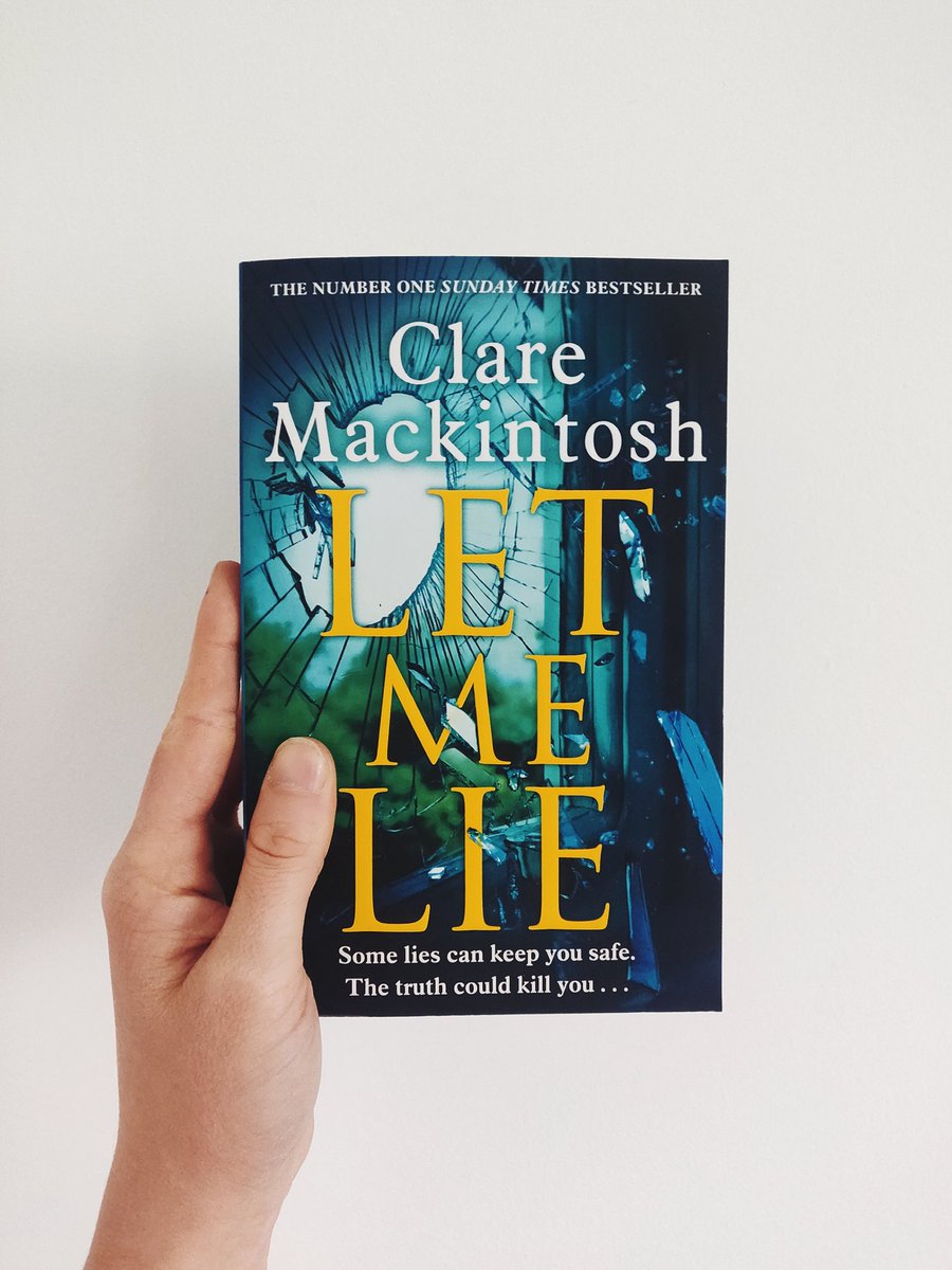 RebeccaMcCann_'s tweet photo. I just love @claremackint0sh. Finished #LetMeLie last night and loooooved it. Definitely one of my favourite crime and thriller writers and I'd recommend any of her books. https://t.co/WtpFAVUafi