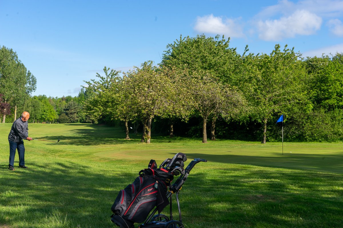 AoMGolfClub's tweet photo. Great to see golfers out there 🏌️♂️
Not a bad morning to be back ☀️#golf #golfback https://t.co/8tFGTt83IK