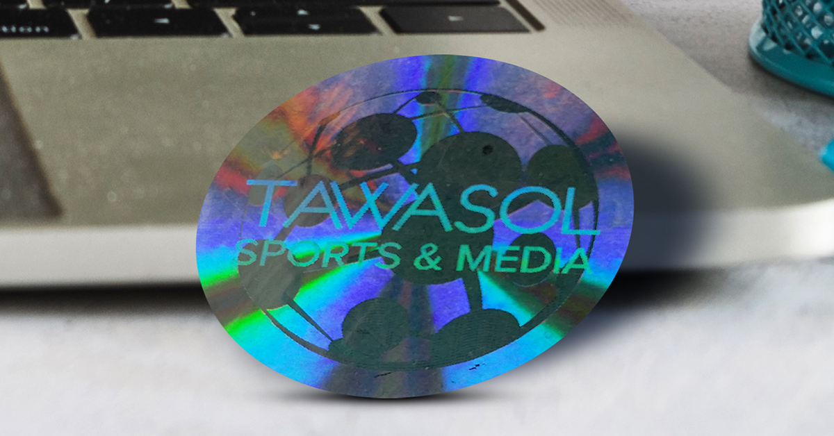 HoloProtection's tweet photo. The spread on the hologram style elements without special single effect is called "full visible dynamic effect". As the colors used in the layout are imprinted in their entirety in the central perspective and have a dynamic color changing with diffraction of light incidence. https://t.co/Yw2PCKntW2