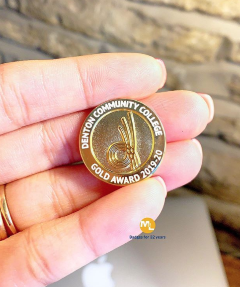 mlbadges's tweet photo. Gold award badge, gold plated.
We made for @DCC_News
@mlbadges #pincollector #pingame #pingamestrong #rush #rushservice
#mlbadge #mlbadges #badges #enamelpins #hardenamelpin #softenamel #softenamelpins #enamelpin #illustration https://t.co/56pLJfLJd1