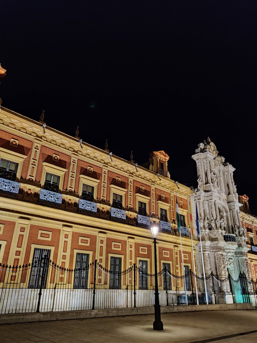 Here are night photos of some building & towers i don't know the name off but it is all near the Plaza de Espana.