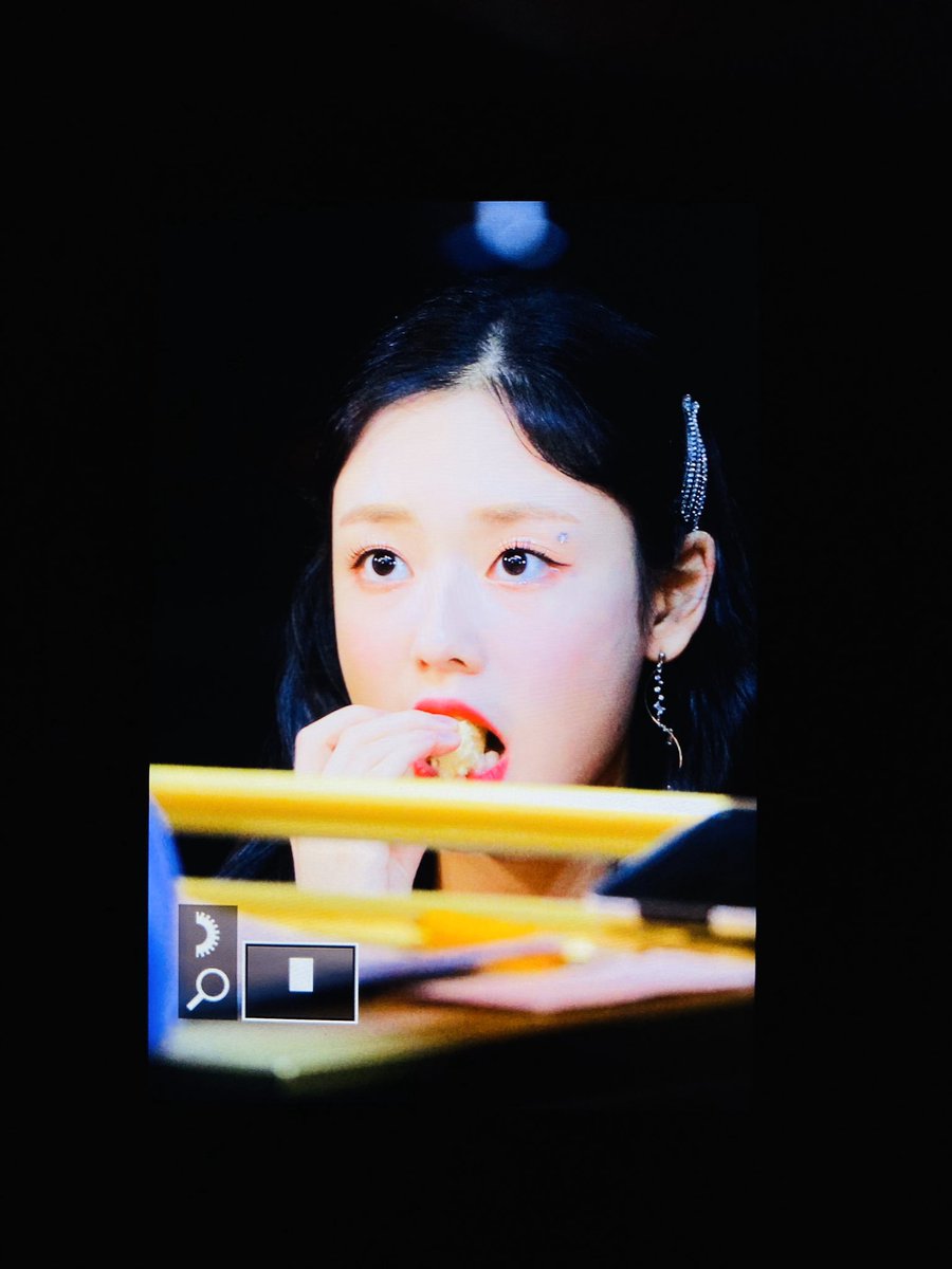200513 쇼챔피언 퇴근길 라이브 프리뷰

많이 먹어💛

#FANATICS #DOAH #KIMDOAH #파나틱스 #도아 #김도아 #キムドア @FENT_FANATICS