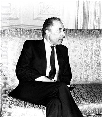 MouradTeyeb's tweet photo. #Tunisian politician Chedli #Klibi has died today in Tunis at 94.
He was secretary general of the #ArabLeague, from March 1979 to September 1990 and the only non-Egyptian to hold the post. https://t.co/y8P5sJnrvm